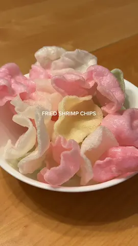 one of my fave childhood snacks: fried shrimp chips 🤤🍤🤍 #childhoodmemories #childhoodsnacks #friedshrimpchips 