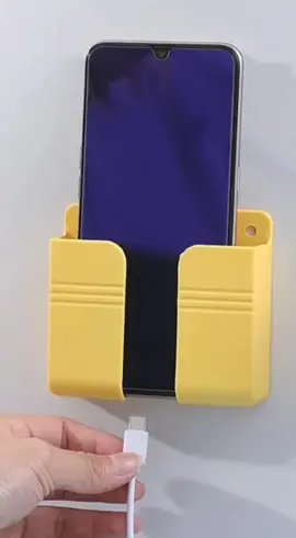 🚨 *¡¡ REINGRESO DE LOCURA !!* 🚨 *SOPORTE MÓVIL PARED CON ADHESIVO* 📱⚡✨ ✅ Diseño ergonómico y único soporte de pared para teléfono móvil un buen pegarse carga, controles, etc ✅ Material: ABS, peso ligero, fuerte y duradero ✅ Colores disponibles: Blanco / Plomo / Amarillo  ✅ Medida: 9 x 10 CM  ✅ Contiene adhesivo para asegurar la seguridad del dispositivo ✅ Multifuncional, se puede utilizar para recibir y carga  ✅ Antiadherente, fácil de instalar y resistente ✅  Aplicable en escritorio de la oficina, paredes, cama, etc.
