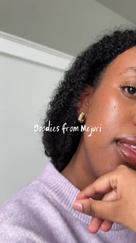 First PR, how cool 🤪🤪. Thank you @mejuri || #mejuri #mejuripartner #finejewelry 