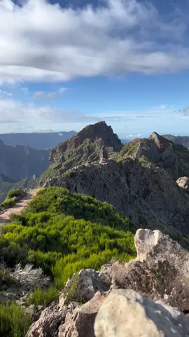 📍Pico do Arieiro, Madeira, Portugal 🇵🇹 Pico do Arieiro is the third highest mountain on Madeira Island after Pico Ruivo and Pico da Torre. It is one of the best observation points for exploring the surrounding landscapes, as well as one of the options for the starting point of the PR1 “Vereda do Arieiro” hiking route. Altitude above sea level: 1818 meters ⛰️ #edreamsworldwonders #edreamsprime #voyaged #wonderful_places #stayandwander #instagram #earthpix #earthfocus #earthtracer #nature #madeira #portugal #bestvacations #passionpassport #madeiraisland #madeiralovers #arieiropeak #funchal #funchalcity #funchalmadeira #arieiro