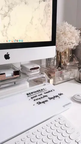 Deskboard organizer with a dry erase whiteboard, hidden storage for your stationeries and a phone/tablet holder. Comes with 3 marker pens and board eraser. It’s the perfect organizer for your desktop! (Also comes in black with white markers 🖤🤍) Link in my bio to shop, in Home Office category. #deskboard #desktoporganizer #homeoffice #desksetup 