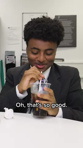 British Highschoolers try Iced Tea for the first time! #icedtea #highschoolers #brits #british #britishhumour #usa 