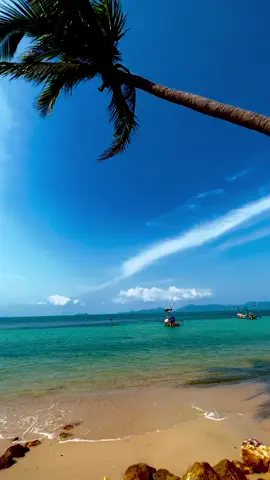 fc ท่านนึงขอมา จัดไปครับ🎶🎵เพลงเพราะๆกับวิวทะเลสวยๆที่หาดบางปอ ครับผม🌊🌊☺️🤗🤗🎁🎁 #วิวทะเลสวยๆ #ไทหล่มสัก #เกาะสมุย #ฝั่งอ่าวไทย #TikTokUni 
