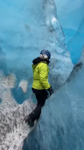 We always explore the best blue Ice Caves and Crevasses over at www.IcePicJourneys.is Use code ICELAND10 for 10% off all tours❗ This tour takes you to 2 Ice Caves so it's a great time for sure #iceland #icecaves #travel #traveltiktok #cueva #islandia #trip #tour #walkingonadream #adventure #walking #islandia #cave #tourism #ice #icecave #pictures #journey #explore #experience 