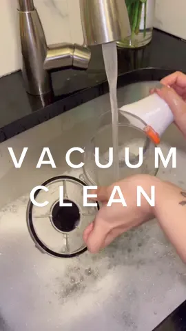 motivation to clean your vacuum 🫶🏼 #AXERatioChallenge #cleaningmotivation #CleanTok #vacuum #cleanyourtools #cleaningtips 