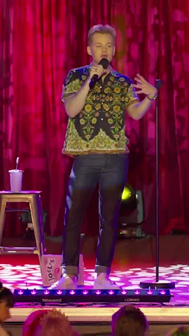 now that's relationship goals #JoelCreasey #QueenOfTheDesert #comedy #standup #LGBT #Pride #standupcomedy