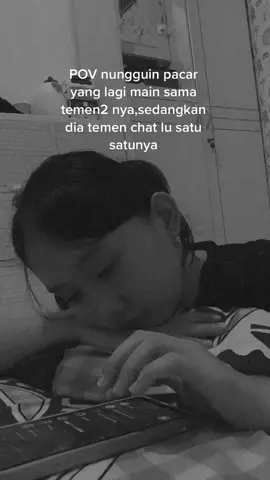 Auto bingung liat hp mau ngapain#bucinberkelas #fyp #bucin_story #bucinstorywa 
