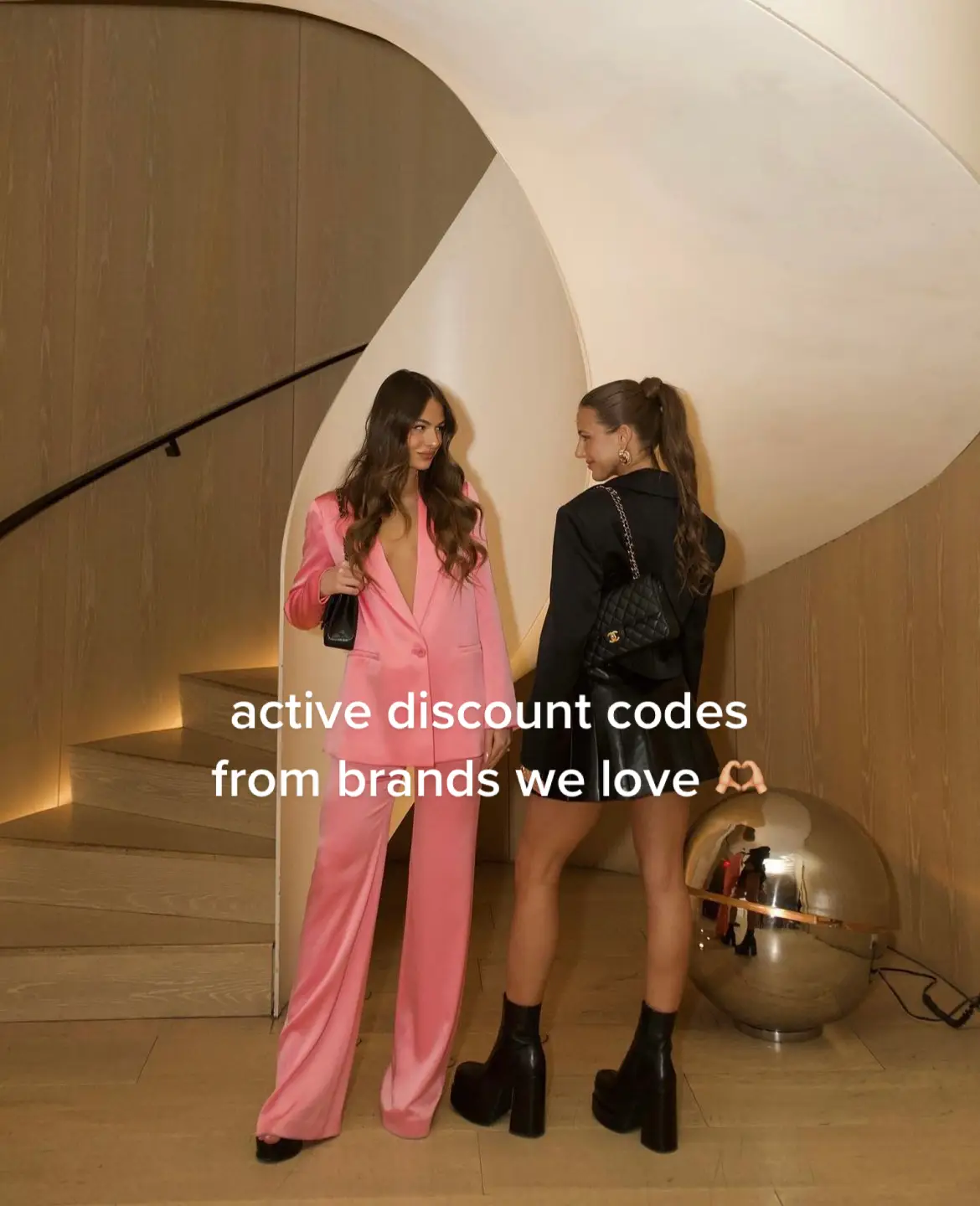 Active discount codes 🤍 #discountcodes #save #fashiontiktok #style 