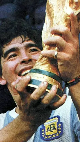 la historia de Maradona #maradona🇦🇷 #eterno #maradona10 #parati #fyp  Idea de: @Alberto Laveda 