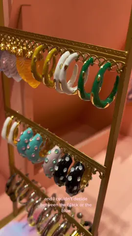for the girl that loves fun details, i got you! head to @mureandgrand (with nyc + Boston location) ✨ —— #nycsohostyle #womenownedboutique #mureandgrand #accesoriesstore #bubblehoops #studdedhoops #hoopeareings #sohostyle #nycstyleinspo #ugccontentcreator #jewleryugccontent #nycstyleblogger #nyjewelry #springaccessories #springjewelry #springjewelrytrends 