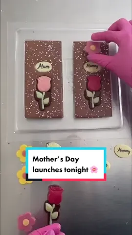 Launching tonight 7.30pm 🌸 #personalisedchocolate #chocolateshop #mothersdaychocolate #prettychocolate #FoodTok #chocolatebar #watchmemake #personalisedgift 
