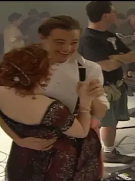 i love them so much! #katewinslet #leonardodicaprio #titanic #kleo #titanicbehindthescenes #behindthescenes #jackandrose #kateandleo 