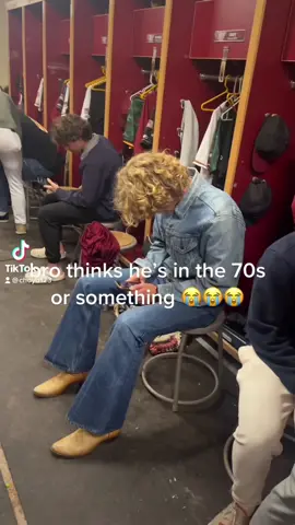 what’s bro wearing #70sboy #bellbottoms #npc 