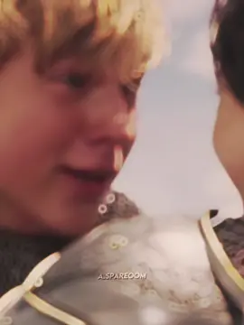 This scene >>> #edmundpevensie #chroniclesofnarnia #narniatok #pevensietok #kingsofnarnia #peterpevensie #narnia #thelionthewitchandthewardrobe 