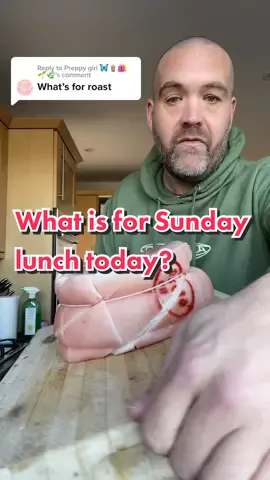 Replying to @Preppy girl 🦋🧋🛍🌱🌿 hopefully the crackling will turn out good! #LearnOnTikTok #fyp #foryou #viral #xyzbca #daddymaycooks #cooking #dinner #sunday #roast #crackling