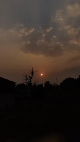 मन त रुई हाल्छ नि🥺❤️‍🩹#backgroundvideo #ownvideo #backgrounds #nature #sunset #sunlover #fyp #trending #trend 