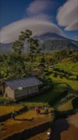 Jangan merendahkan sesama manusia.....