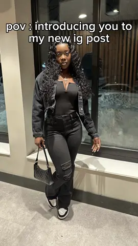 I love these pics so much, body, hair face & all just does it for me 😩 go show love @mariiion1208 #CapCut #benintiktok🇧🇯 #mn 
