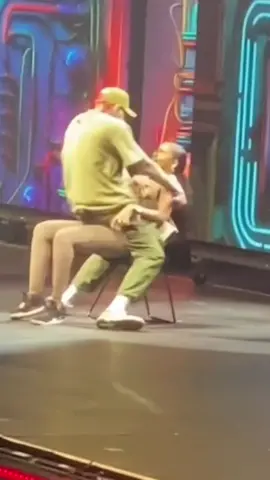 Chris brown dunno what he’s caused🤣😭 EP 126 “It’s Breezy In Here” is out now #chrisbrown #takeyoudown #concert #podcast #fyp 