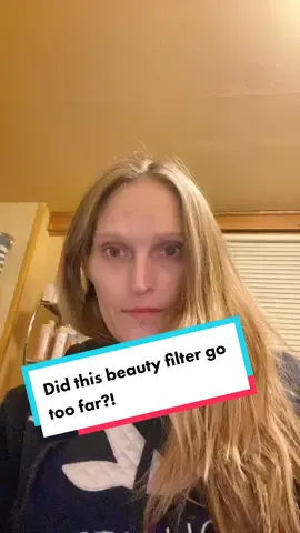 I see tons of people talking about this filter and this looks crazy. You honestly can’t even tell it’s a filter cuz it moves with you! Not cool. Have you tried it? Let me know what you think. #makemefamous #makeuphoarder #discoverunder5k #discoverunder10k #filterfun #beautyfilter #naturalisbeautytoo  