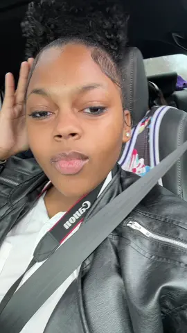 bro leather jacket made my shoulders look big asf , i just was tryn be a lil warm..