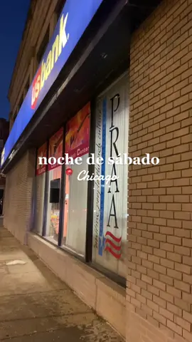 Noche de Sábado en Chicago #chicago #latinaenusa 