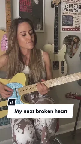 @brooksanddunn #mynextbrokenheart #chickenpickin  #countryguitar #guitartok #tiktok #fypage #fypシ #guitarist#viralvideos #guitarsolo #femaleguitarist #fyp #foryou #girlguitarist 