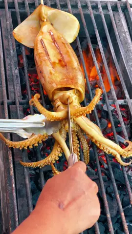 หมึกอาเจนย่าง🦑🦑#ร้านมหาชัยหมึกสุพรรณบุรี #หมึกย่างสุพรรณ #ปลาหมึกย่าง #เมนูหมึก 