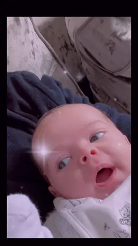 Eveyday with you is special #cutebaby #babiesoftiktok #baby #babylove #myson #capcut 