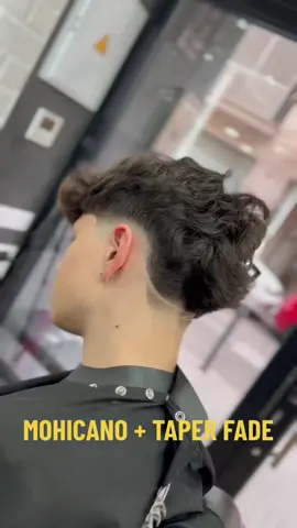 OPINIONES🙄? #peinado #tophaircuts #taperfadehaircut #mohicano #taperfade #fyp #babrer #fy 