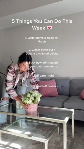 Lil’ Monday motivation 😌 #todolist #goalsetting #closetcleanout #affirmations #SelfCare #buyyourselfflowers #MentalHealth #checkin #spring #20something 