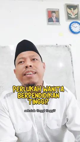 Wanita berpendidikan berkualitas. Disclamimer ; pendidikan tinggi atau berkualitas tidak selalu diartikan harus didapatkan di bangku perguruan tinggi.  Tapi dapat diwujudkan dengan berbagai cara yang beragam. Disampaikan pada materi fiqh nikah kelas XII. Tetap semangat para wanita😊 #wanita #sekolahterbaik #pendidikan #capcut #fypシ #guru #motivasi #foryou #gurutiktok 