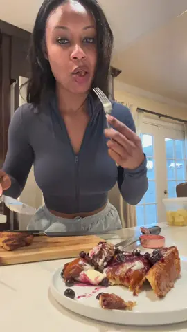 #frenchtoast #fyp #Recipe #challah #challahfrenchtoast #frenchtoastrecipe #chef #privatechef #foodtiktok #food #CookingHacks #fypシ #xyzbca #BlackTikTok #foodietiktok #blackgirltiktok #blackgirltiktok #blackgirlmagic #blackchef #eat #breakfast #brunch #brunchideas #breakfastideas 