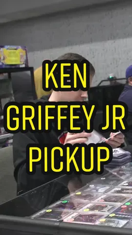 Buying a nice Ken Griffey JR auto ✔️ #cardcollector2 #sportscards #dallascardshow #sportscards101 