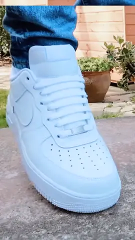 How To BAR LACE Nike Air Force 1s ? (BEST WAY!) #nikeairforce #airforce1s #af1s #airforce1white #nikeshoes #newnike #nikesportshoes #lacetutorial #shoechallenge #shoelaces #shoelacestyle #shoelacetutorial #shoeslacestyle #lacingtutorial #fyp #fypシ #fypage #foryou #foryoupage 