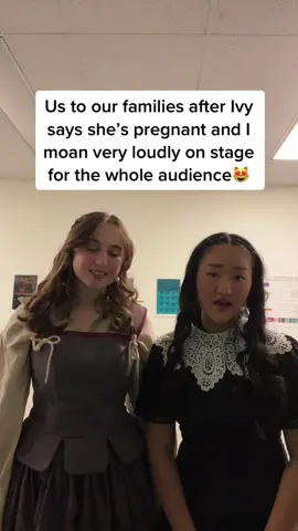 @ivy.lorraine oh lord 🤠 #somethingrotten #somethingrottenmusical #beabottom #portiasomethingrotten 