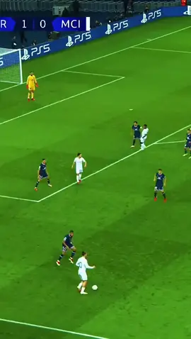 Achraf Hakimi defensive skills 🔥🔥🔥#xuhuong #ucl2023 #psgvsbayern #psg #hakimi #uefachampionsleague