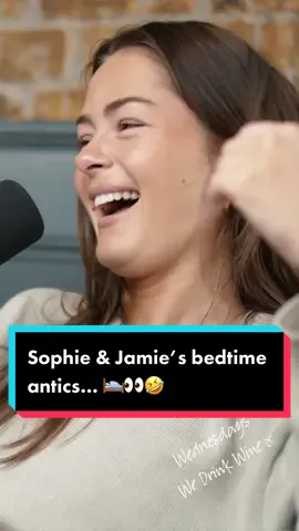 *THIS* is how Sophie sleeps with Jamie 🛌🤣 New episode out now! #wednesdayswedrinkwine #sophieandmelissa