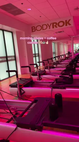 the reformer will make you cry, smile & laugh in 45 mins 😭🫶🏻 #reformerpilates #therapydupe #bodyrok #pilatesgirl #chicago #downtownchicago 