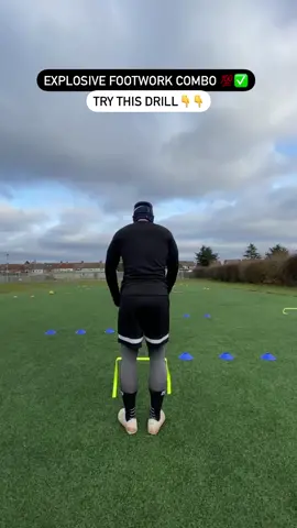 EXPLOSIVE PLYOMETRICS 🔥 #Soccer #football #soccerdrills #footballdrills #futbol #reels #skills #Fitness #speed #explosive #explosivetraining #power #footwork #lightfeet #agility #jump #jumping #plyometrics #plyometricstraining #plyos 