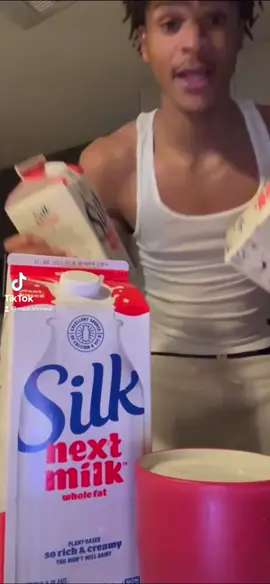 When people ask the O’Neals to make trick shots!! @mylesboneal  @ssjreef  @mimioneal @mearahoneal #whosnext  #silknextmilk  @lovemysilk  #ad 