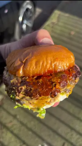 BIRMINGHAM’S LATEST SMASH BURGER JOINT 😍🍔! Saucy Buns by @whatwilly #birmingham #saucy #burger #burgers #foodtiktok #fyp #fyp #foryou #viral #trending #halalmunchies #best #smashburger #foodreview #explore #reels #brum #0121 #cheese #bestburger #newtown #birminghamfood #foodinbirmingham #birminghamfoodie 