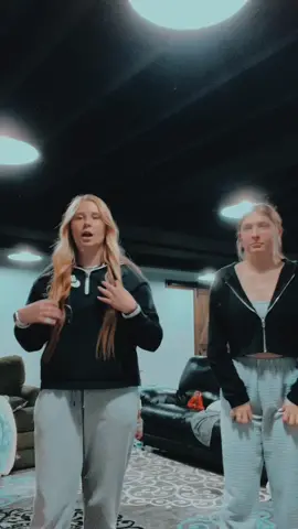 dancing again #greenscreen #CapCut #fypシ゚viral 