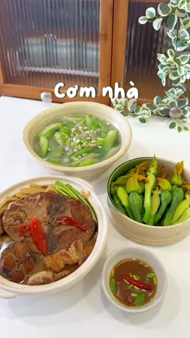 Cá ngừ kho măng ngon mà ở SG không thấy ai bán vậy ta #AnCungTikTok #LearnOnTikTok #anngonnaugon #phaidepngaynay #WomenOfTikTok #tranquocthai #gdlfamily 
