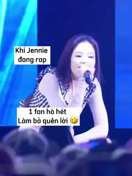 1 bạn fan hét to quá là Jennie quên lời khi biểu diễn 🤣