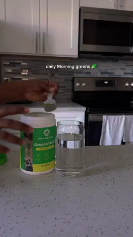 A must 🥬#dailygreens#morningroutine#motivation#breakfast#healthylifestyle#weightlossjourney#greens#chlorophyll#Lifestyle#explore#foryou#pourtoi#trend#morning#DailyRoutine#dailydrink#amazonfind#amazinggreens#greenjuice#amazinggrass#detox#feed#superfood