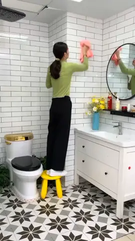 360° rotatable adjustable cleaning mop. #amazondeals #mop #cleaningbrush #cleanhouse #cleaninghacks #amazon #gadget #usa_tiktok 