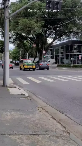 Isso lembra sua infância - jurassic Park  #jurassicpark #jeep #dinosaurs #infancia 