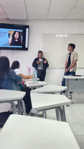 #exposicion #equipo #tarea #clase #viral #comedia #friends #escuela #parati 