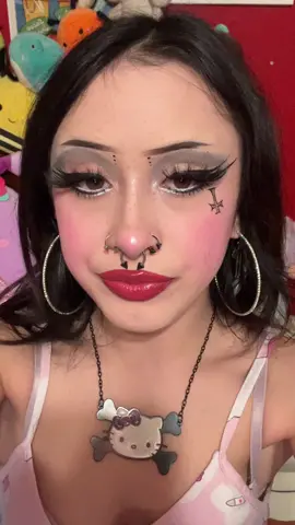 🧍🏻‍♀️